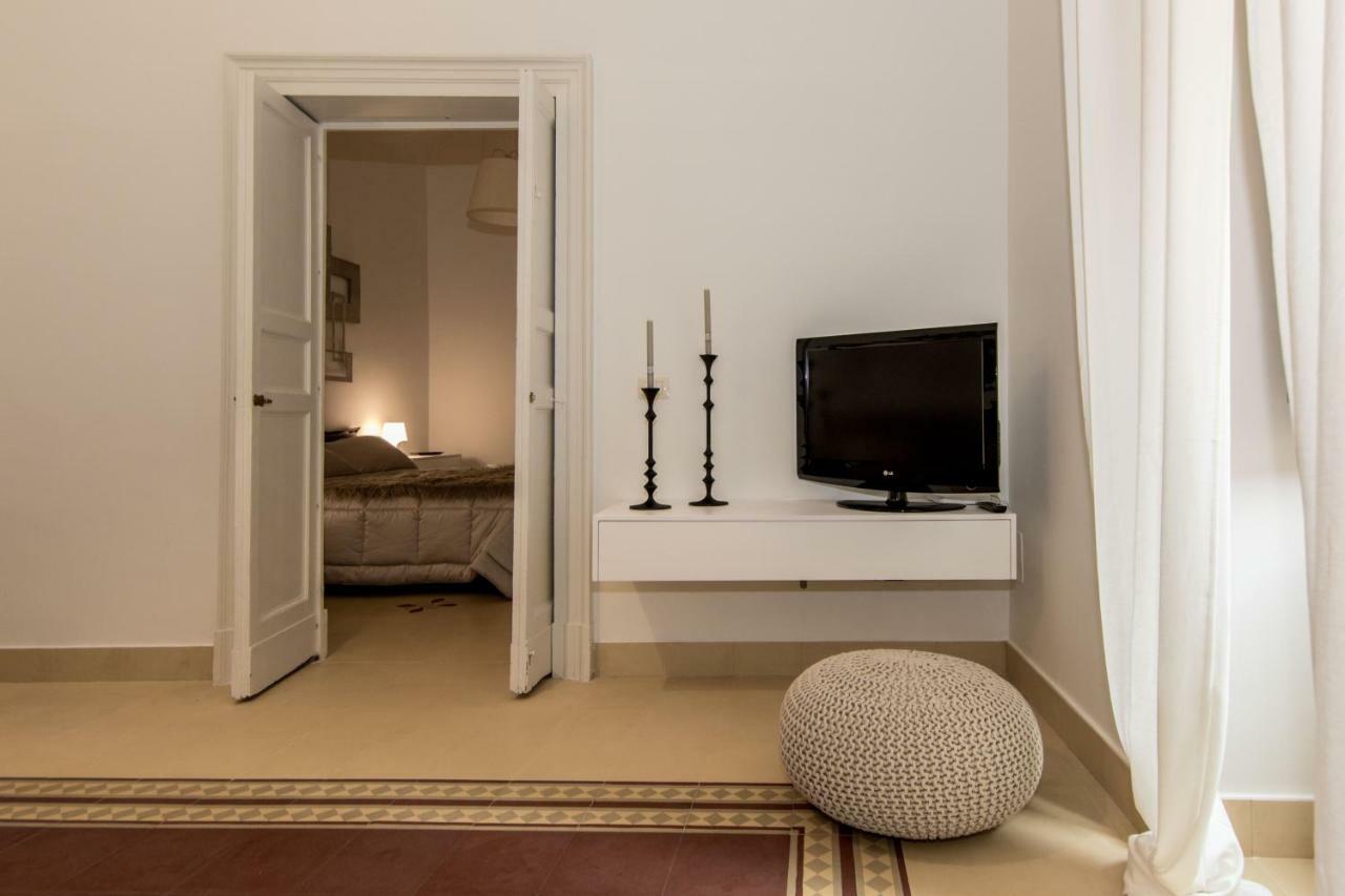 Etnart Gallery House Catánia Buitenkant foto
