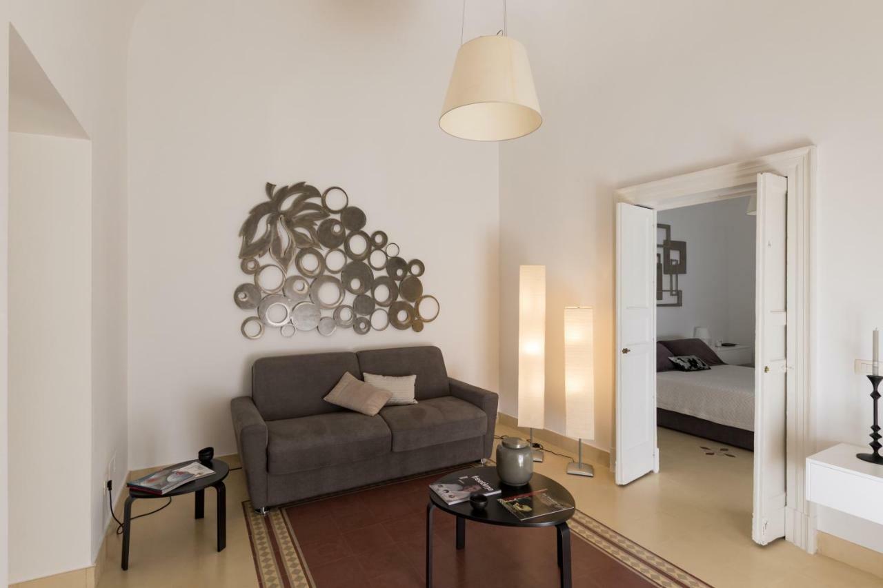 Etnart Gallery House Catánia Buitenkant foto